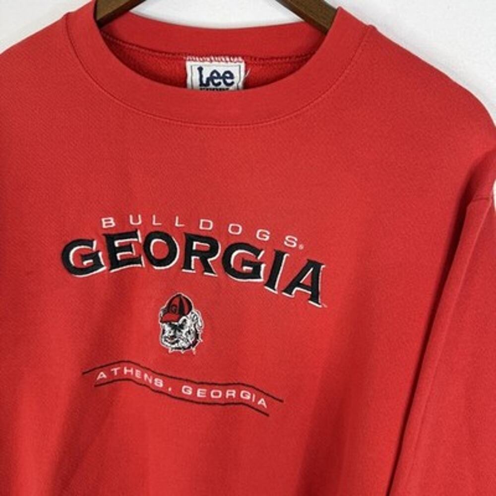 Georgia Bulldogs Embroidered Sweatshirt Medium Red Lee Sport Fleece Crewneck